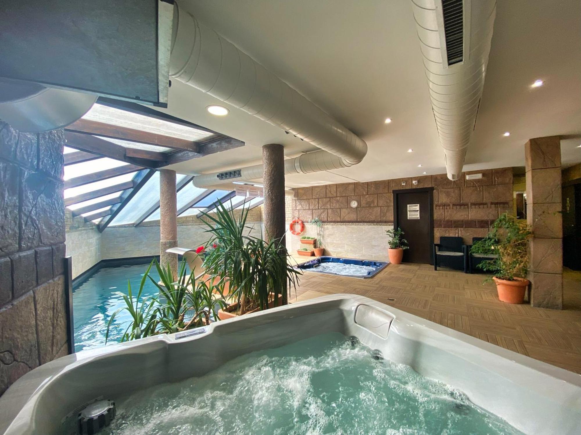 Apartamentos Spa Casco Historico De Isla - AlojateIsla Plana エクステリア 写真