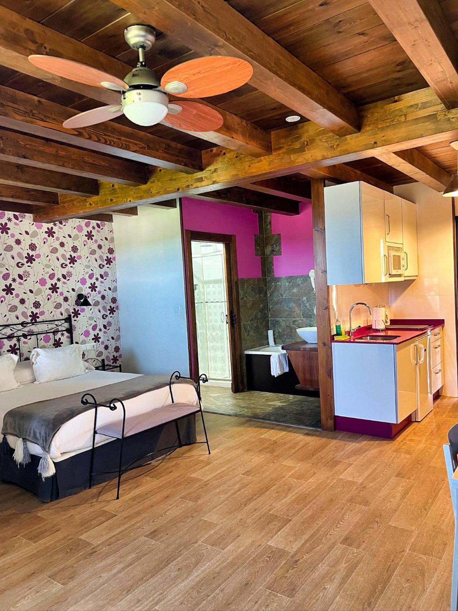 Apartamentos Spa Casco Historico De Isla - AlojateIsla Plana エクステリア 写真